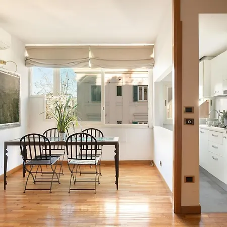 R.C. Giulio Cesare. Loft In Centro Villa Rome Exterior photo